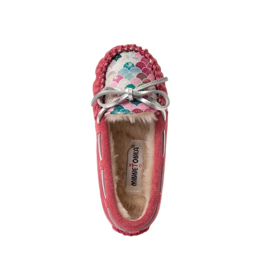Minnetonka Cassie Moccasin - Little Kid Pink / Mermaid Size 12